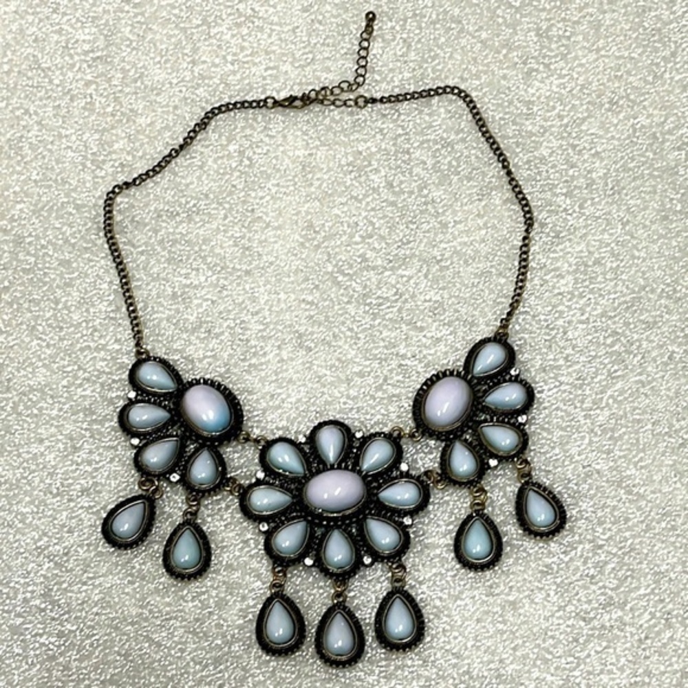 Charming‎ Charlie Necklace